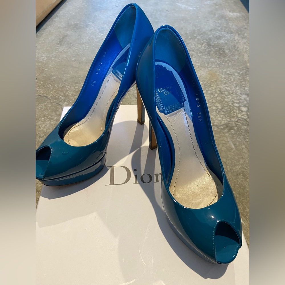 Dior pumps